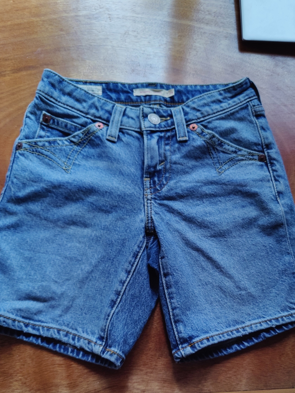 Levis Noughties Blue Denim Women’s Shorts 24 Waist